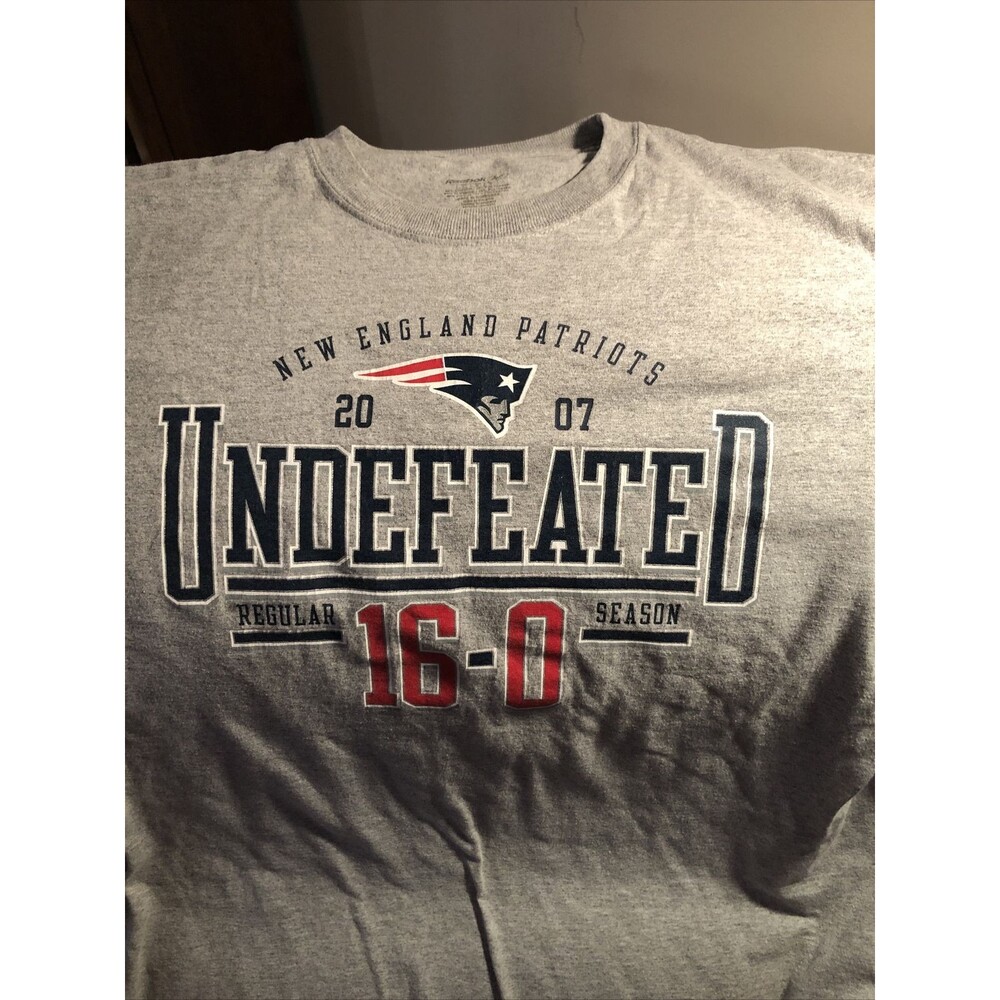 NFL New England Patriots 2007 Undefeated T-Shirt